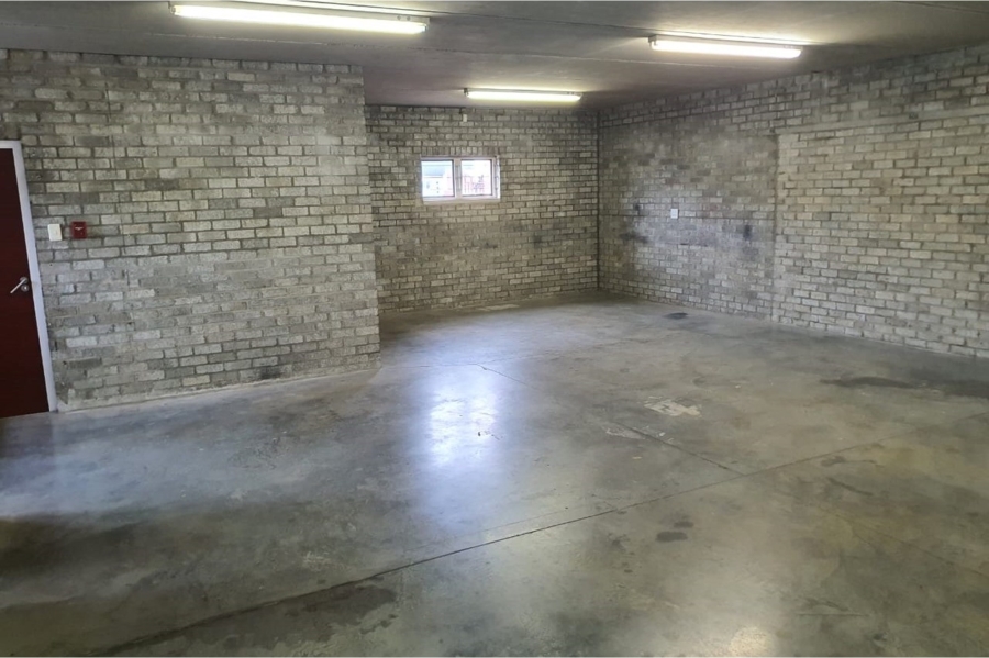 To Let commercial Property for Rent in Newton Park Eastern Cape